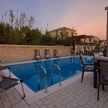 Lia Villa Ližnjan